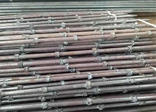 大洼隧道钢花管